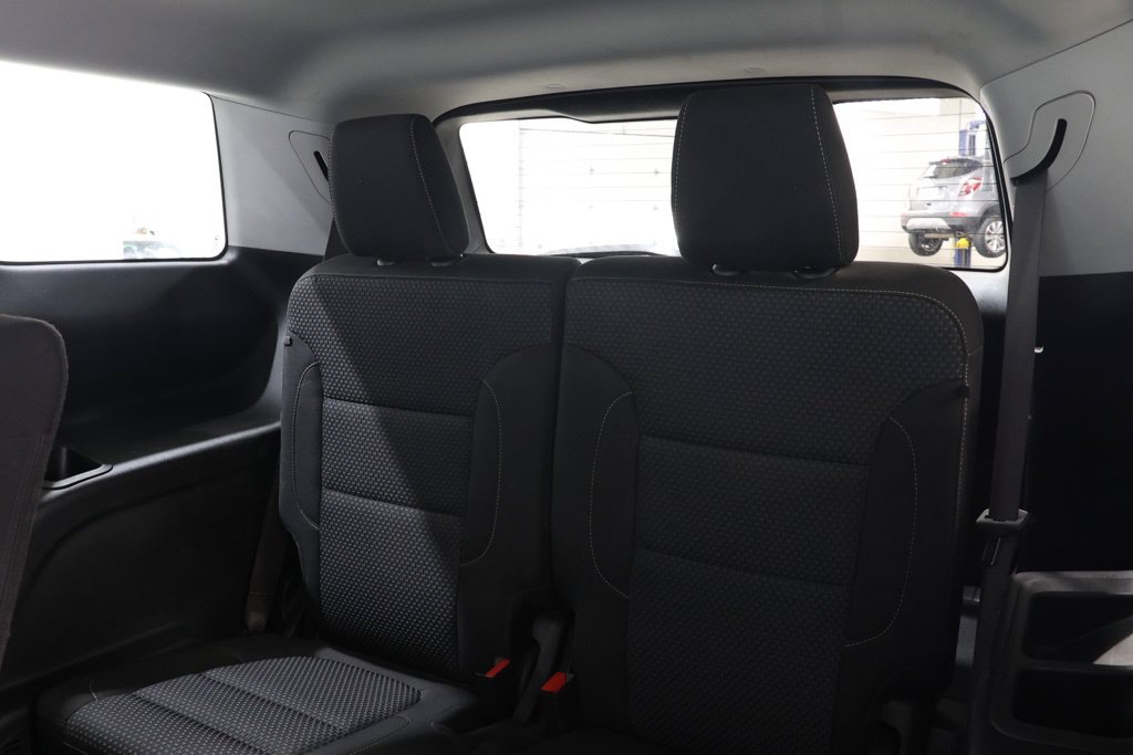 Used 2022 GMC Acadia SLE FWD image 41