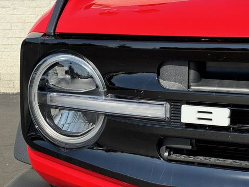 New 2024 Ford Bronco Outer Banks w/ Sasquatch Package image 4