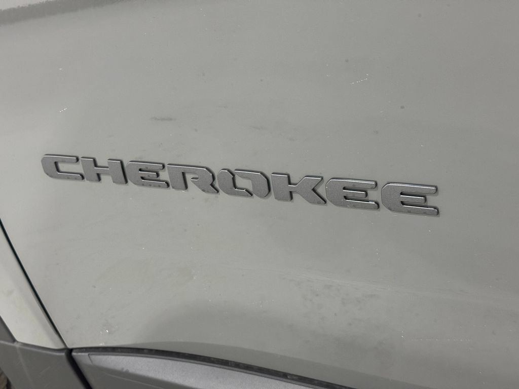 New 2026 Jeep Cherokee Overland w/ Advanced Pro Tech Group AWD/4WD image 30