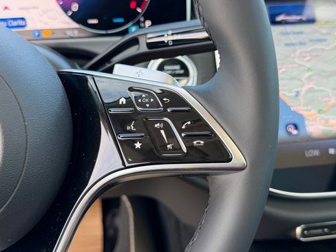 New 2026 Mercedes-Benz E 350 4MATIC Sedan image 24