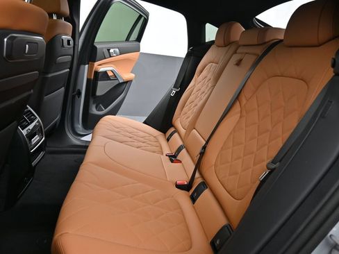 New 2027 BMW X6 xDrive40i AWD/4WD image 16