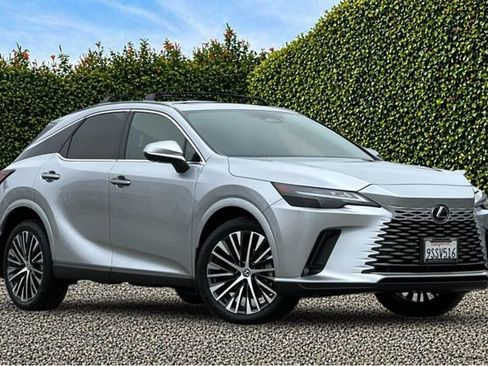Used 2025 Lexus RX 350 w/ Convenience Package AWD/4WD image 2
