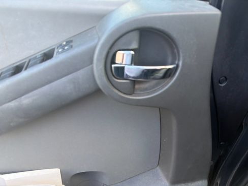 Used 2011 Nissan Xterra S RWD image 4