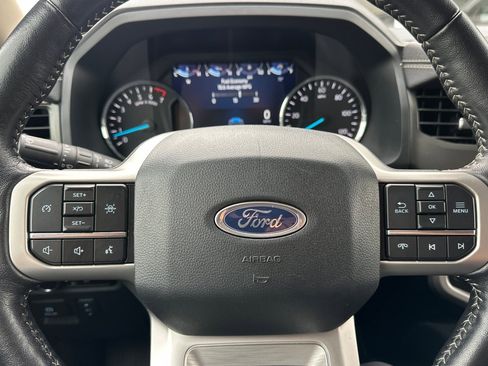 Used 2024 Ford Expedition Max XLT image 32