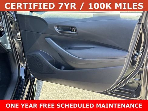 Used 2025 Toyota Corolla LE FWD image 8