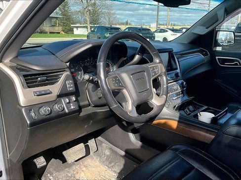 Used 2019 GMC Yukon Denali w/ Denali Ultimate Package image 10