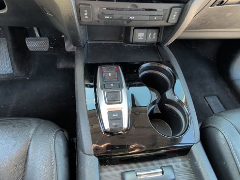 Used 2016 Honda Pilot Touring image 20