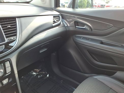 Used 2018 Buick Encore Preferred FWD image 19