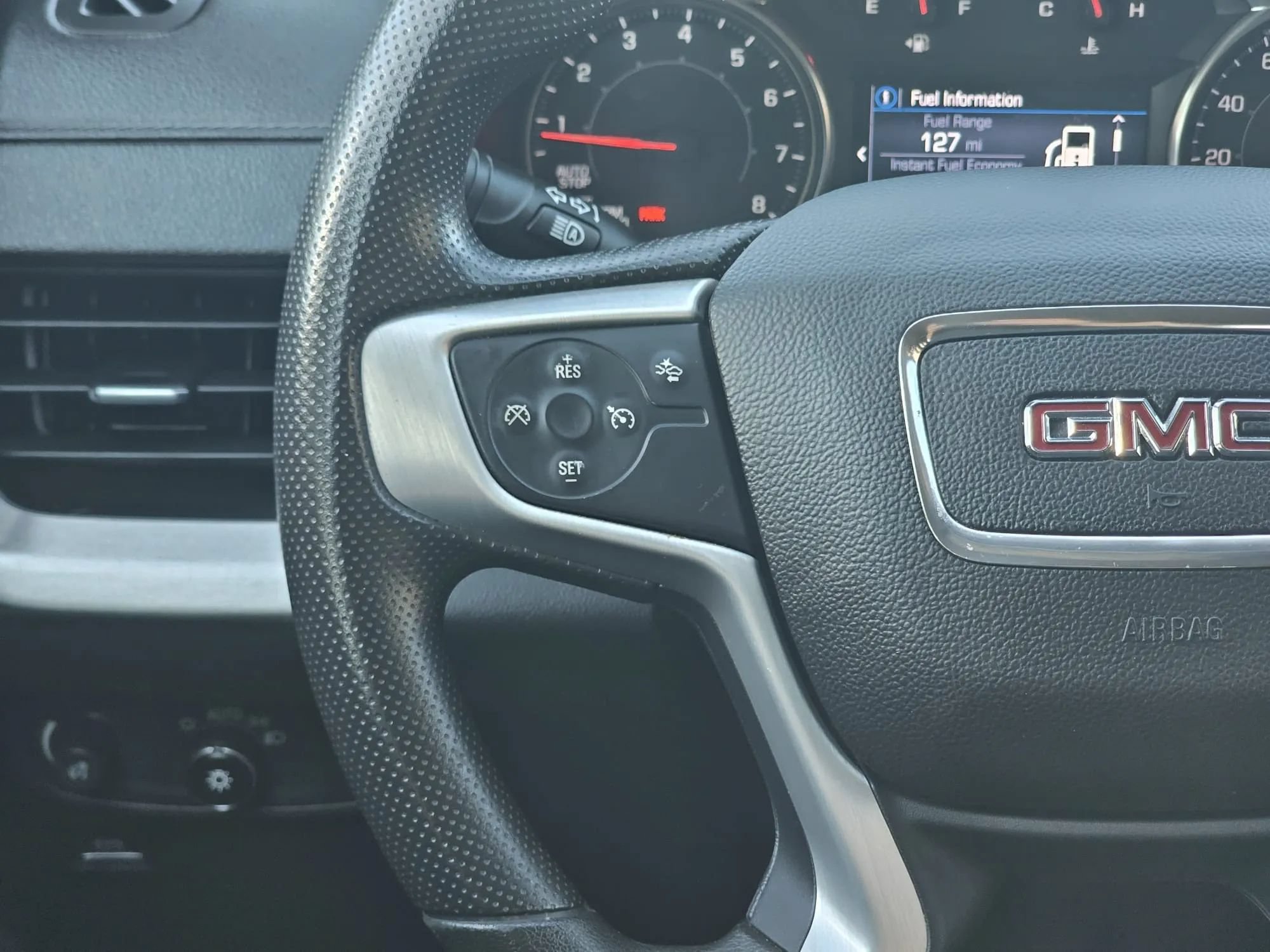 Used 2024 GMC Terrain SLE FWD image 20