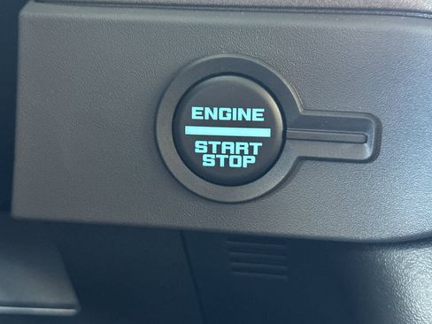 New 2025 Ford Bronco Badlands image 23