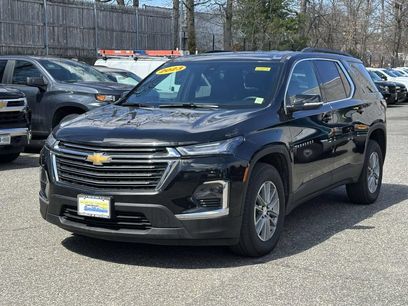 Used 2023 Chevrolet Traverse LT