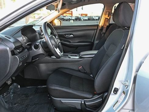 Used 2020 Nissan Sentra S image 19