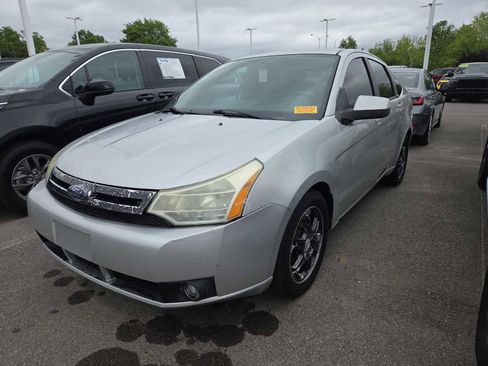 Used 2009 Ford Focus SES FWD image 5