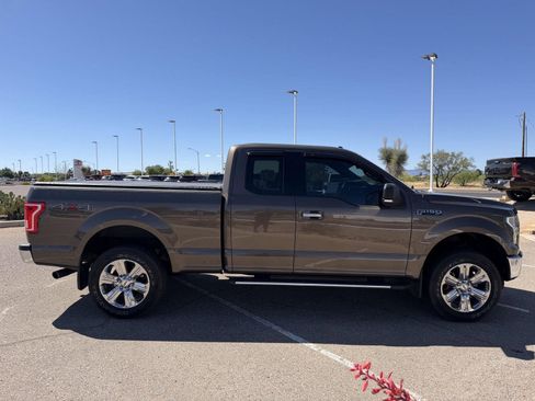 Used 2015 Ford F150 XLT w/ Equipment Group 302A Luxury image 9