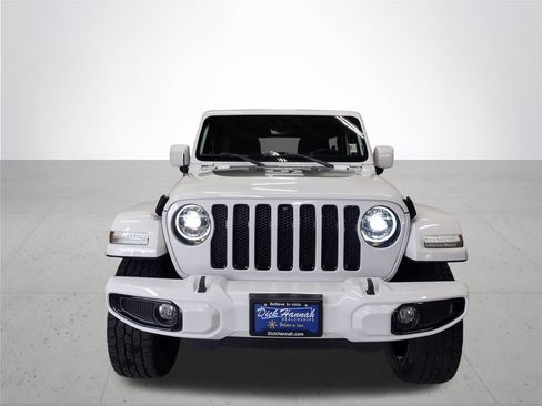 Used 2020 Jeep Wrangler Unlimited Sahara AWD/4WD image 3