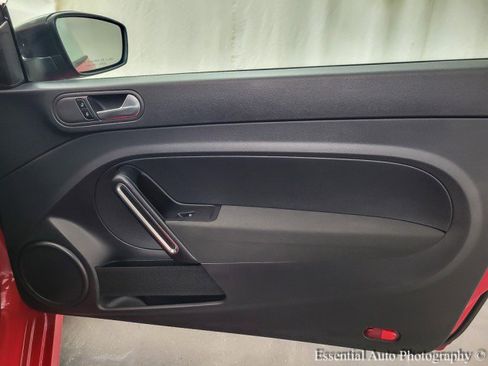 Used 2017 Volkswagen Beetle 1.8T S image 18