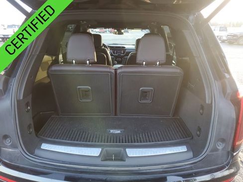 Certified 2022 Cadillac XT6 Premium Luxury image 28
