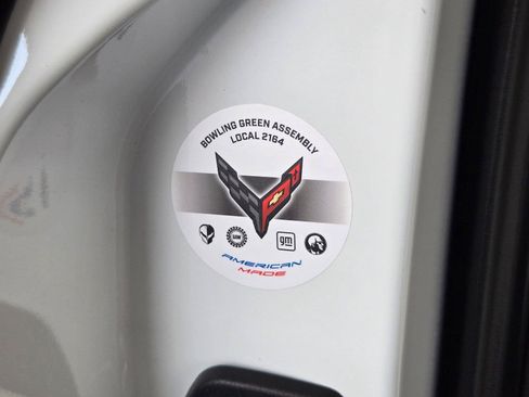 Used 2025 Chevrolet Corvette Z06 RWD image 41