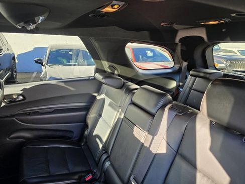 Certified 2023 Dodge Durango GT image 9