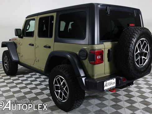 Used 2026 Jeep Wrangler Unlimited Rubicon AWD/4WD image 7