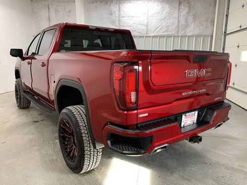Used 2021 GMC Sierra 1500 AT4 w/ AT4 Premium Package image 25