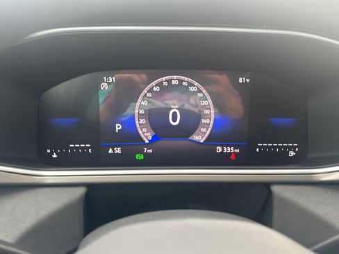 New 2026 Volkswagen Taos SE FWD image 27