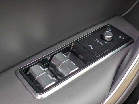 New 2026 Jaguar F-PACE R-Dynamic S image 21