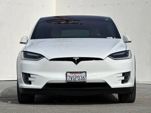 Used 2016 Tesla Model X 75D image 8