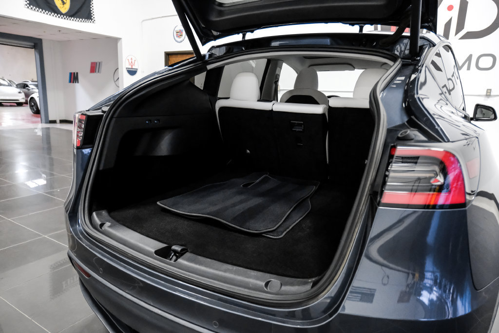Used 2021 Tesla Model Y Long Range AWD/4WD image 55