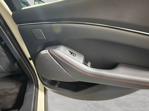 Used 2025 Ford Mustang Mach-E Premium w/ Sport Appearance Package image 33