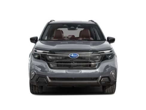 Used 2025 Subaru Forester Touring AWD/4WD image 4