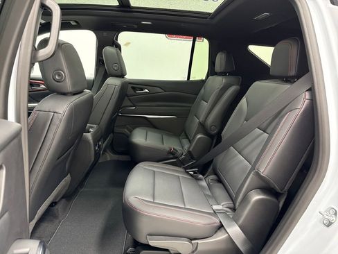 New 2026 Chevrolet Traverse Z71 image 16