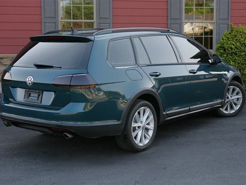 Used 2019 Volkswagen Golf Alltrack SE AWD/4WD image 5
