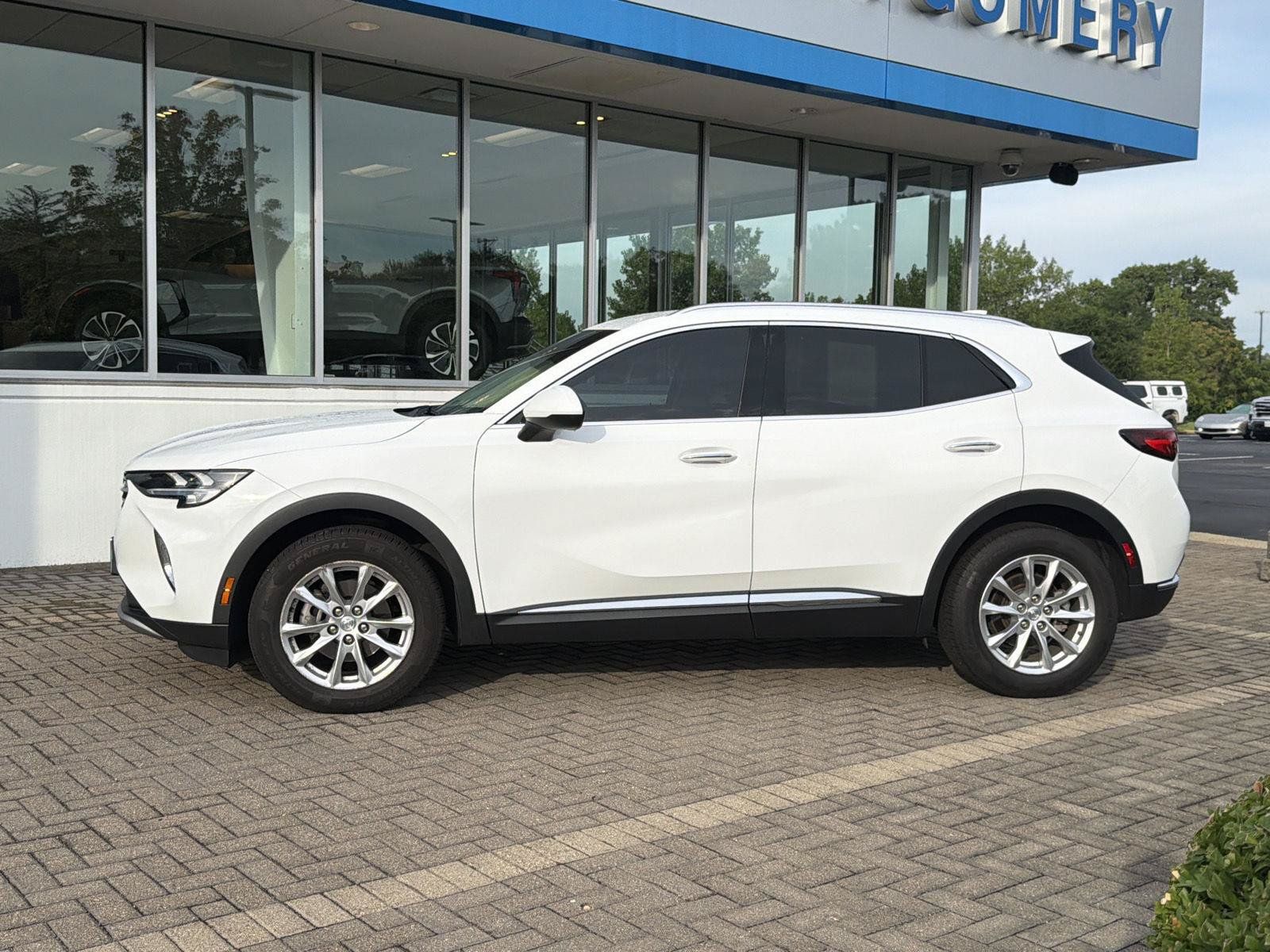 Used 2021 Buick Envision Preferred FWD image 2