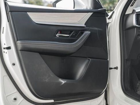 Used 2024 MAZDA CX-90 3.3 Turbo w/ Preferred Package image 37