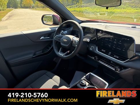 New 2026 Chevrolet Equinox LT w/ LPO, Floor Liner Package image 30