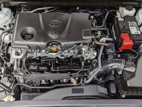 Used 2023 Toyota Camry LE image 29