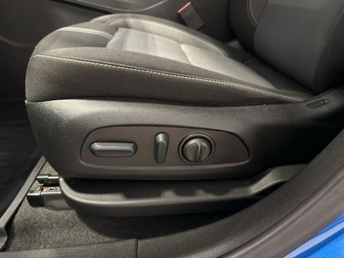 Used 2024 Chevrolet Blazer LT w/ Convenience Package image 8