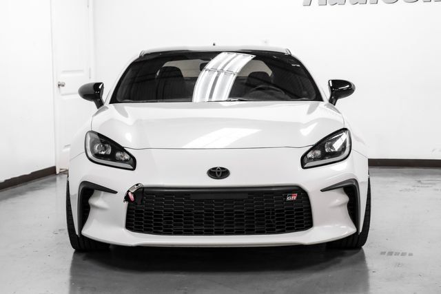 Used 2022 Toyota GR86 Premium w/ ALL Weather Mat Package (TMS) RWD image 7