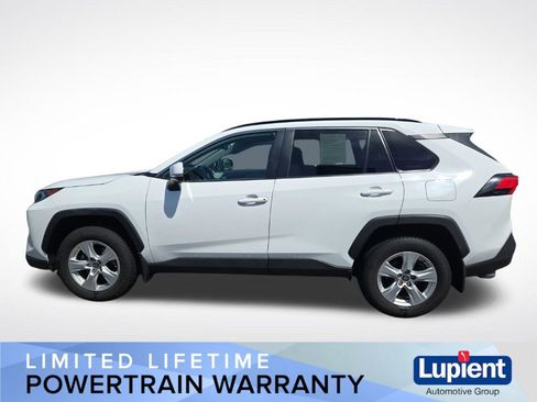 Used 2021 Toyota RAV4 XLE w/ Convenience Package AWD/4WD image 8