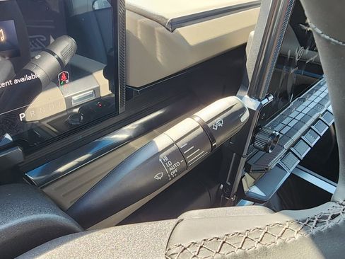 New 2026 GMC Hummer EV 4x4 Crew Cab image 27