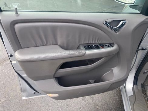 Used 2010 Honda Odyssey EX-L image 9