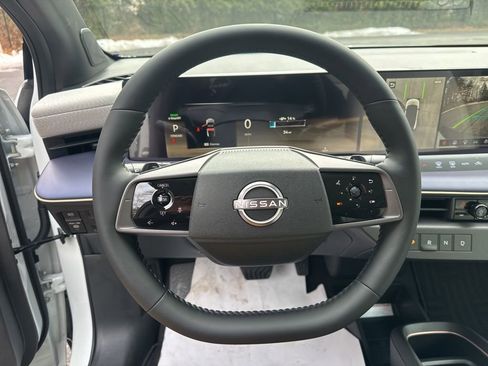New 2026 Nissan Leaf SV+ w/ Floor Mat Package (SV+) FWD image 22