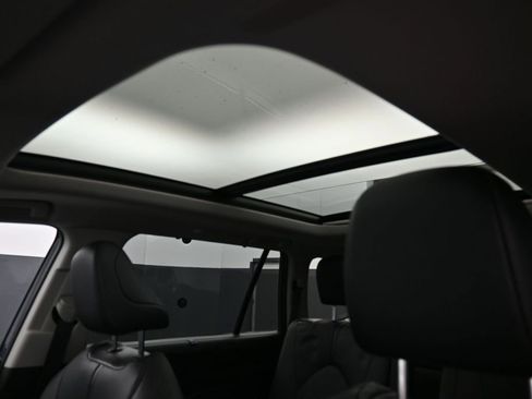 Certified 2025 Toyota Grand Highlander AWD image 29