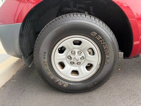 Used 2019 Nissan Frontier S RWD image 12