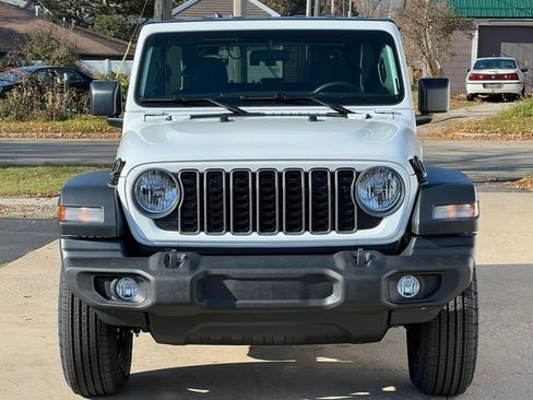 New 2026 Jeep Wrangler Sport AWD/4WD image 30