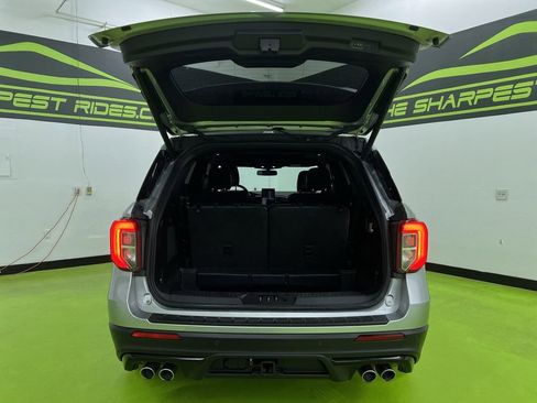Used 2020 Ford Explorer ST w/ ST Street Pack AWD/4WD image 9