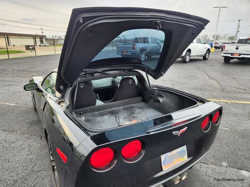 Used 2011 Chevrolet Corvette Coupe w/ 1LT image 16