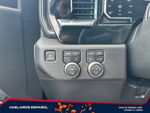 New 2026 GMC Sierra 2500 SLT w/ SLT Premium Package AWD/4WD image 24