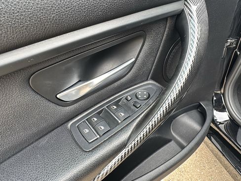 Used 2018 BMW 320i Sedan image 13